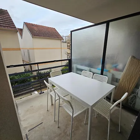Apartment Cosy Parking Prive